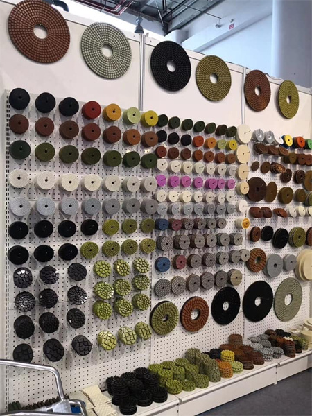 Diamond Polishing Pads for Monument and Memorial Industry