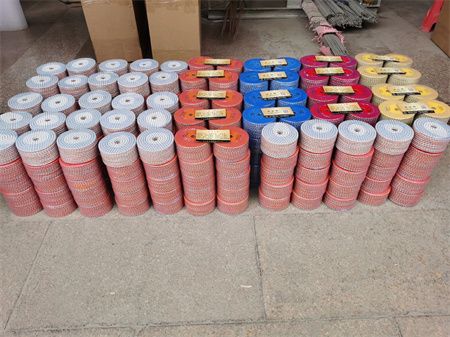 Stone polishing pad OEM manufacturer for countertop fabrication workshops